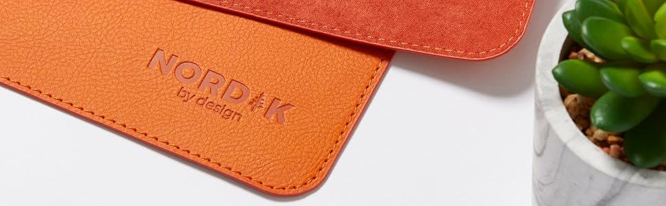 Підкладка для столу Nordik Leder з органайзером для кабелів (Танжерин Оранж, 89 x 43 см) Преміум велике килимк для миші з аксесуарами для дому та офісу – неслизьке, веганське захисне та письмове покриття