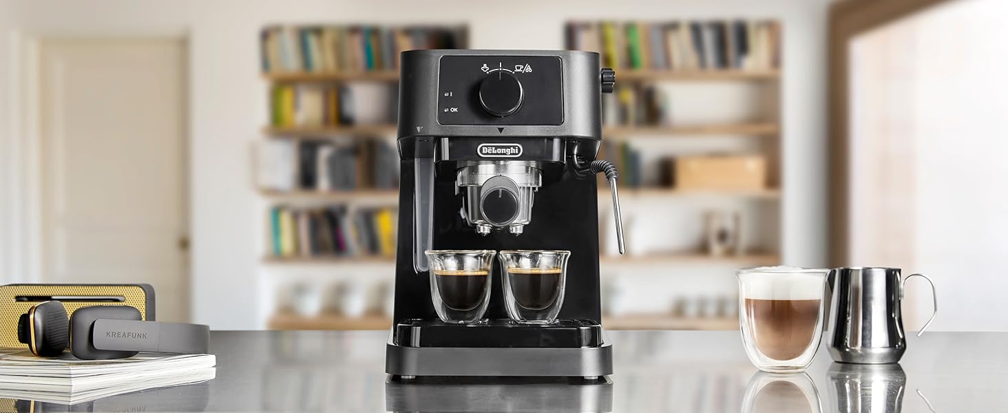 De'Longhi Stilosa EC 230.BK – традиційна еспресо-кавоварка з ручним капучинатором, для меленої кави, бак 1 л, 1100 Вт, чорна