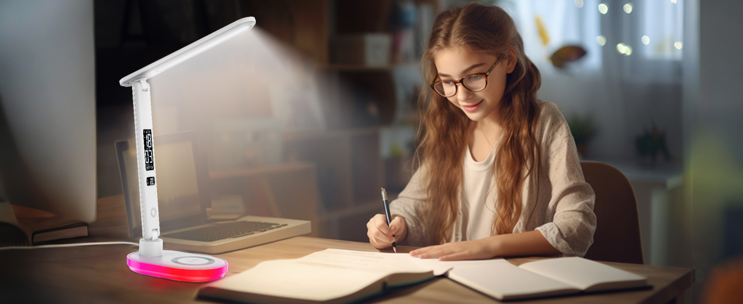 Настільна лампа CCHKFEI з регулюванням, годинником, LED-дисплеєм, бездротовим зарядним пристроєм 10W та USB-портом, 3 режими кольору, датчиком температури та RGB-підсвічуванням для читання, дому та офісу