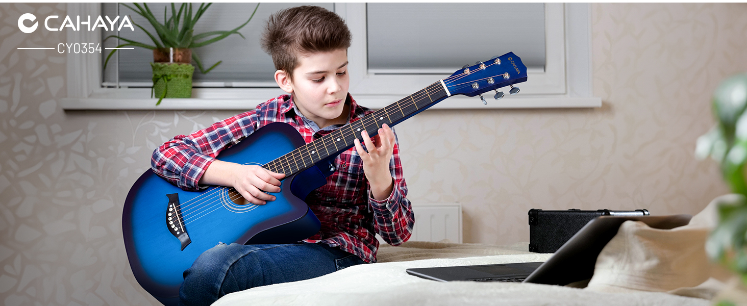 Акустична гітара CAHAYA 38 дюймів: Комплект для початківців, дітей та дорослих, з чохлом, запасними струнами, каподастром, медіаторами, наклейками на лади, синій CY0354