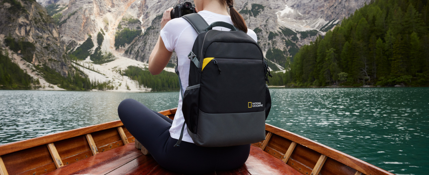 Сумка для камери National Geographic NG E1 2350: для компактних, екшн та 360 камер, з ремінком та петлею для пояса, чорна