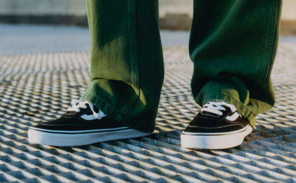 Чоловічі кросівки Vans Brooklyn з замші, чорний/асфальт 43 EU, канва білий білий