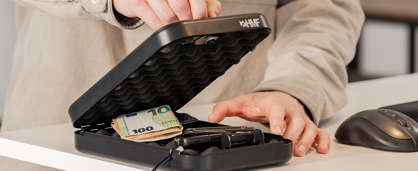 Сейф з кодовим замком HMF 316-02 | Переносний сейф, захисний бокс | 29 x 19 x 6,5 см, чорний