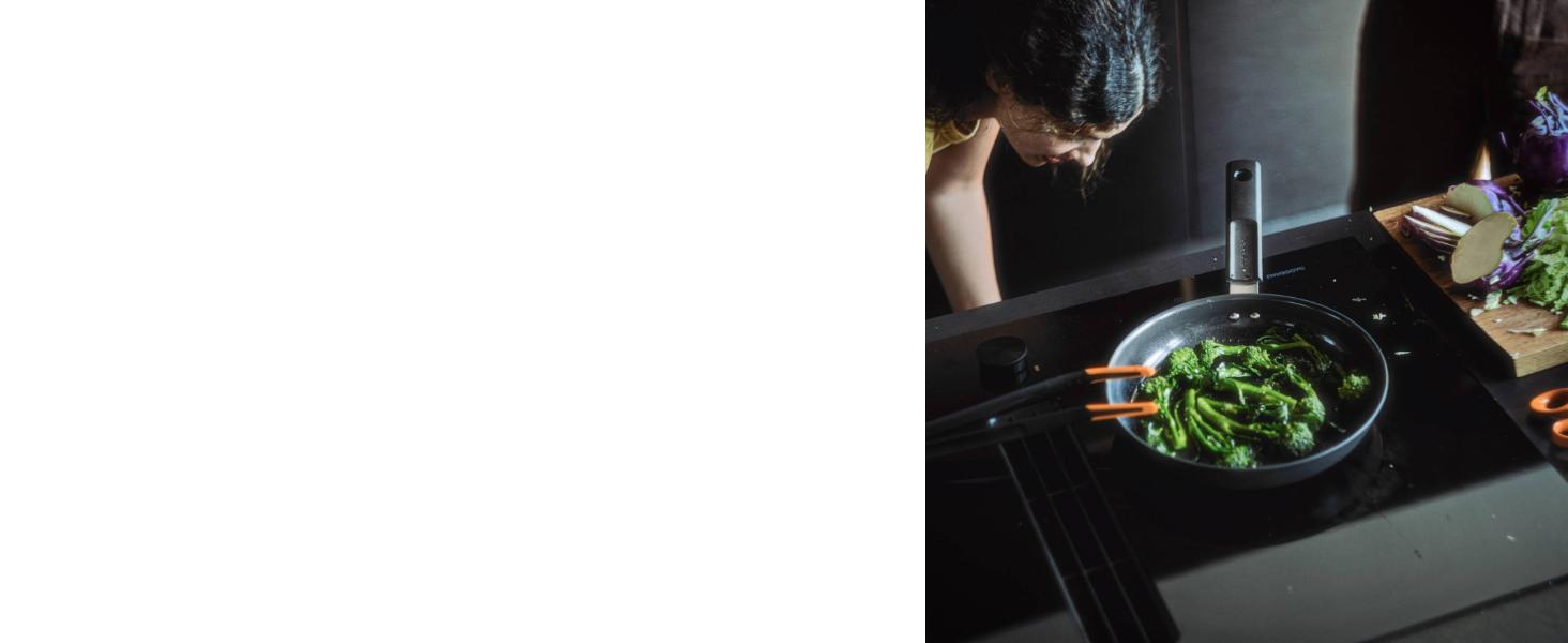 Сковорідки Fiskars Hard Face 24 і 28 см, антипригарні, алюміній/пластик, набір 2 шт., чорні, для всіх плит, стійкі до подряпин