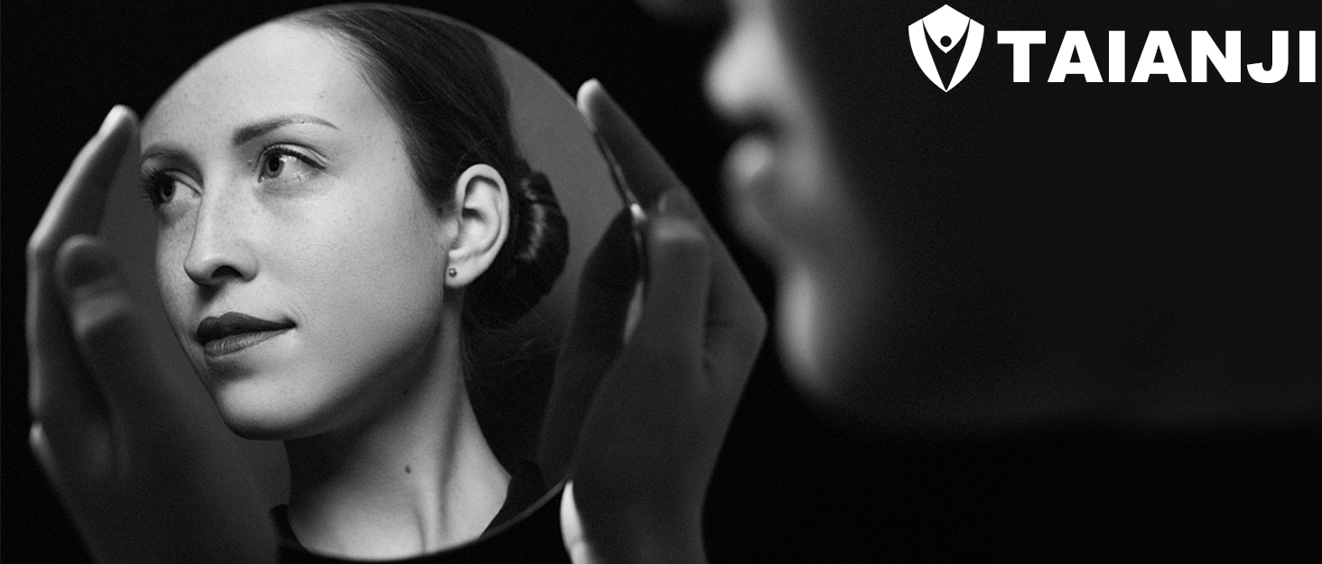 Дзеркальні плитки самоклеючі 40x30 см (2 шт.) - акрилові дзеркала для стін, 2.5 мм