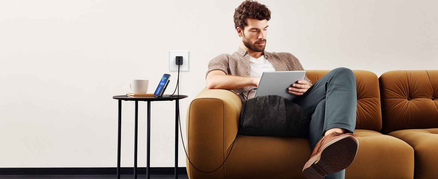 Зарядний пристрій USB-C 67W NOVOO GaN III з 3 портами, швидка зарядка для MacBook, iPad, Pixel, Samsung, iPhone, Steam Deck - Чорний