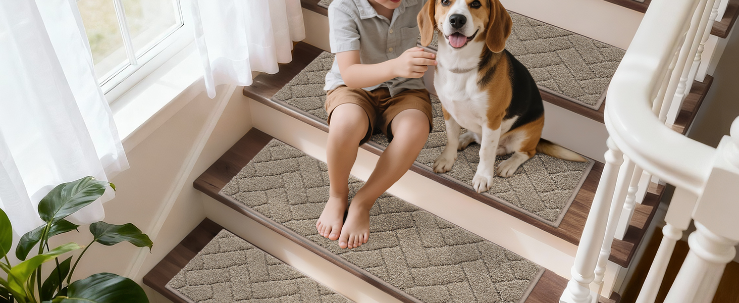 Килимки на сходи BEQHAUSE, 4 шт, 22x70 см, бежеві, антиковзкі, для дітей та літніх людей, машинне прання, TPE основа