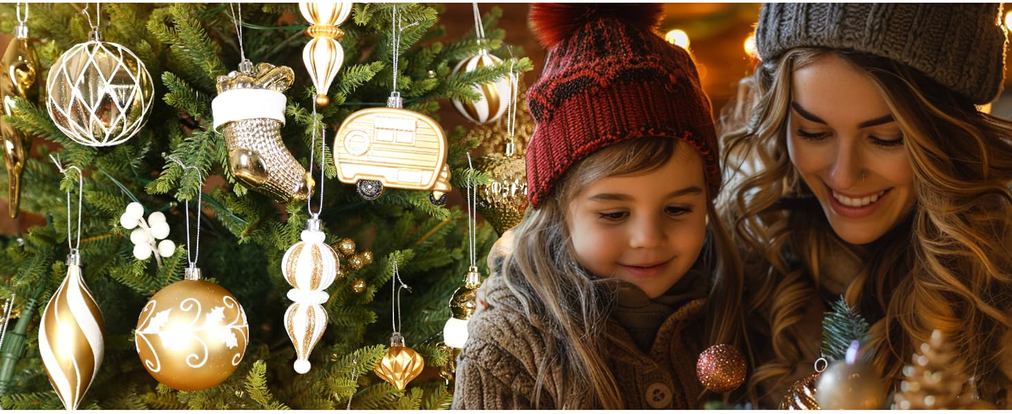 Набір прикрас для ялинки Shareconn 135 шт: міцні ялинкові кулі різних розмірів та кольорів (червоний, зелений, золотий)