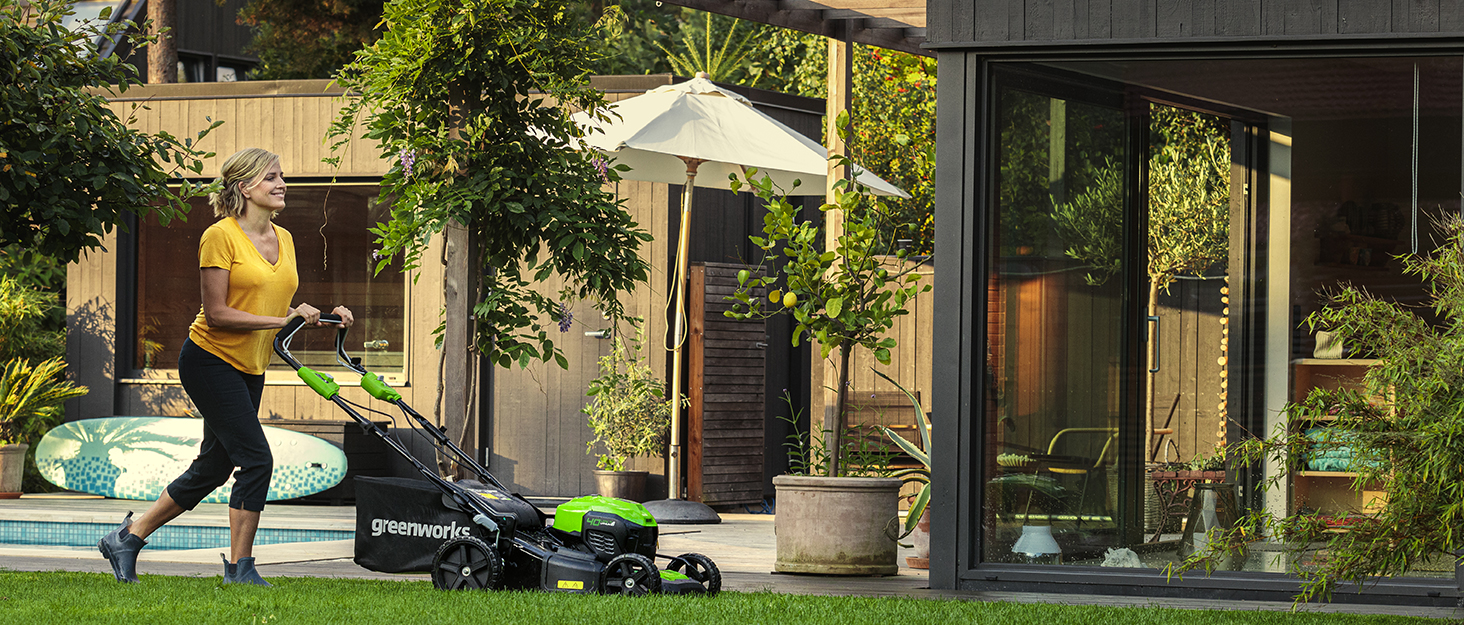 Акумуляторний аератор-скарифікатор Greenworks 40V, 36 см, 3600 об/хв, контейнер 30 л, без акумулятора та зарядного пристрою, 3 роки гарантії G40DT35