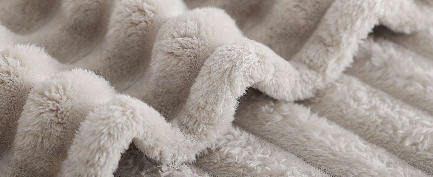 Плед RUIKASI 150x200 см, м'який флісовий плед, зелений колір для вітальні, дивана, декору та відпочинку