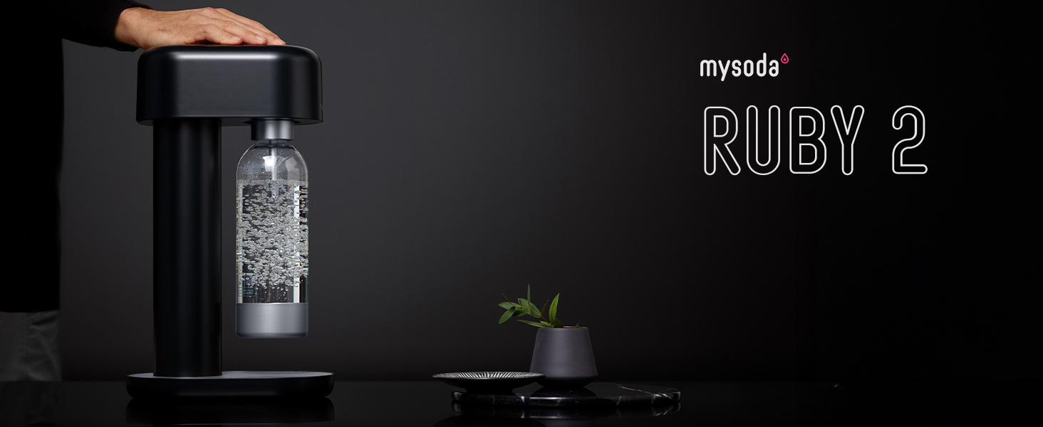 Mysoda Ruby 2 – карбонізатор для води з алюмінію (чорно-срібний) + пляшка 1л