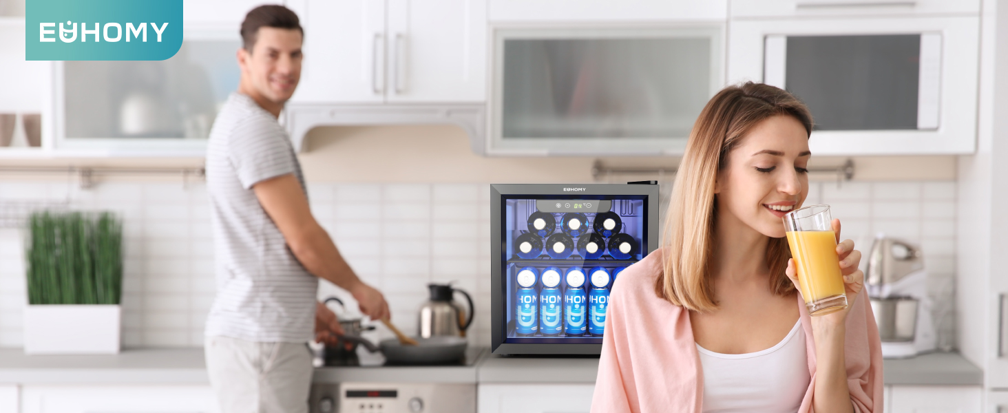 Міні-холодильник EUHOMY для напоїв на 55 банок, чорний, 36L, з дверцятами з прозорого скла, LED-підсвітка, тихий (43dB), для офісу, кімнати, бару