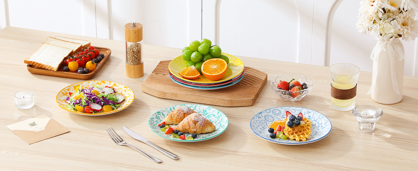 Набір посуду Vancasso Selene для 6 осіб, 24 елементи, пастелеве порцелянове покриття. Включає: 6 тарілок, 6 тарілок для десерту, 6 супових тарілок, 6 мисок. Підходить для мікрохвильової печі.