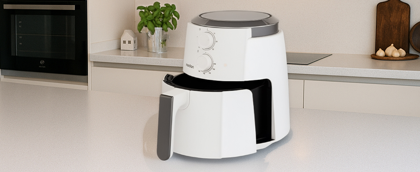 Аерофритюрниця MEDION P30 (4.7л, 1500 Вт) - Безмасляна, з таймером 60 хв, антипригарне покриття, до 200°C, біла