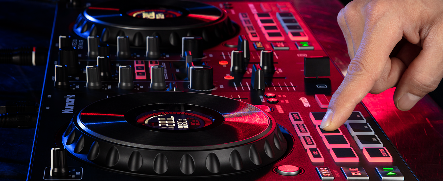 DJ контролер Numark NS4FX: 4 канали, Touch-Jogwheels, Pads, ефекти, Serato DJ Lite, чорний