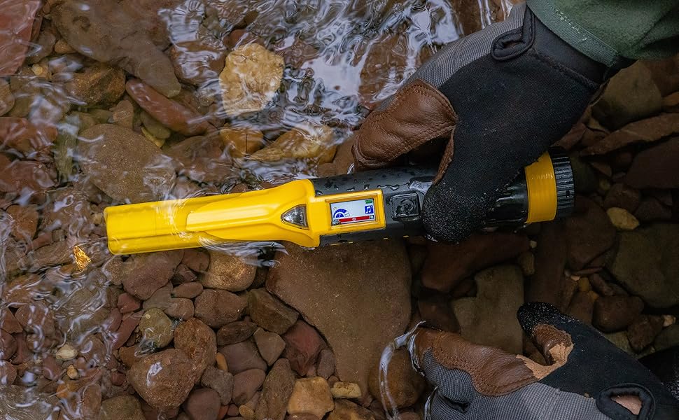 Металевий детектор Nokta Simplex Ultra з карбоновим штативом, пошуковою котушкою 27,9 см та Accupoint Pinpointer, чорний