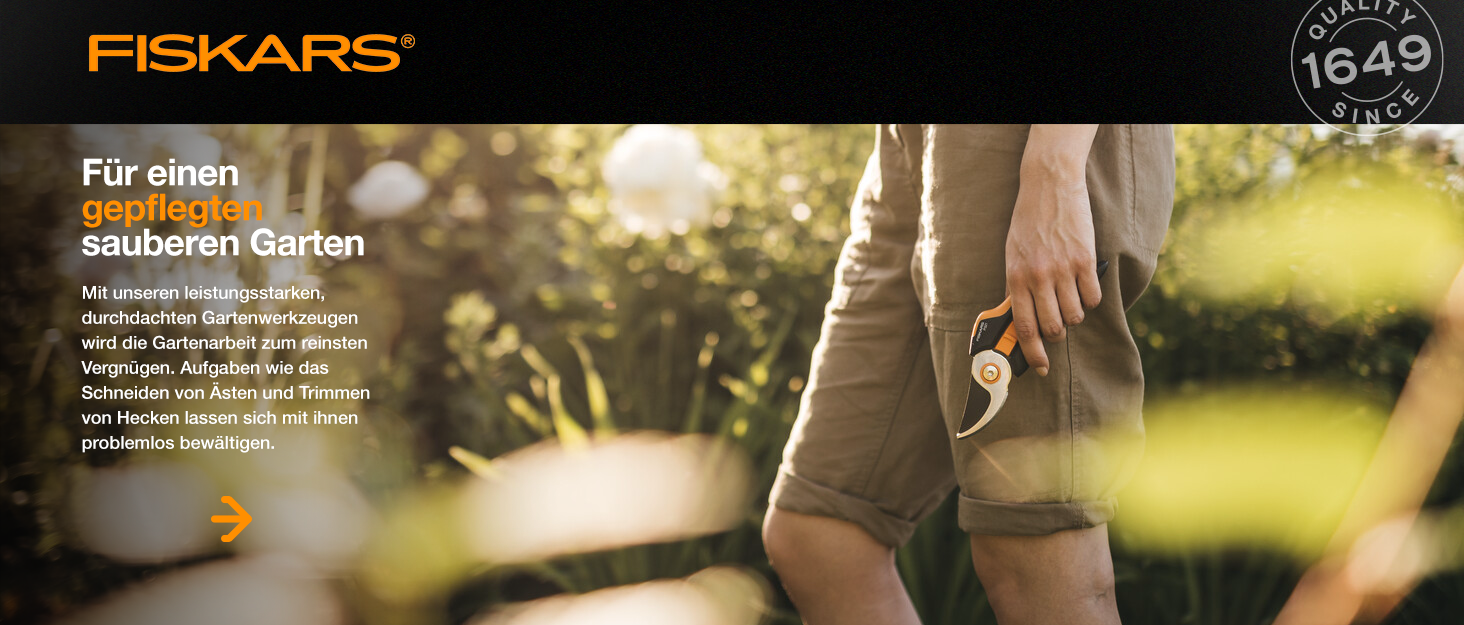 Ручна пила Fiskars Xtract SW73 для свіжої деревини, грубе зубцювання, довжина полотна 16 см, висувна, нержавіюча сталь, чорна/помаранчева, загальна довжина 35 см, модель 1000613
