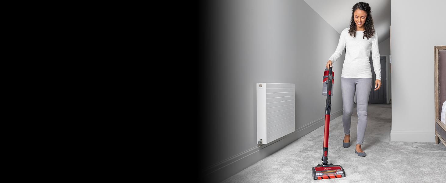 Пилсос бездротовий Shark IZ201EU з антизаплутування волосся, 40 хв роботи, 0.7 л, насадка для шерсті тварин, червоний