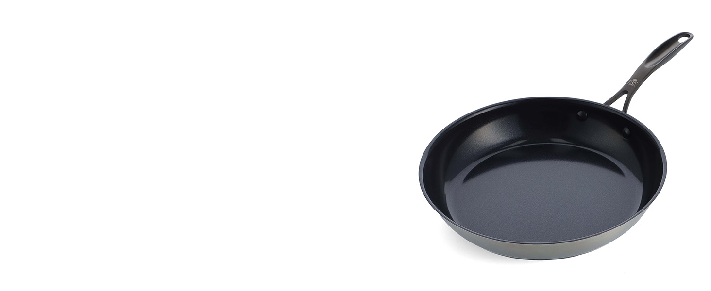 Набір посуду BK Ceramic Black 7-piece з нержавіючої сталі з керамічним антипригарним покриттям без PFAS, чорний. Ідеально для приготування їжі на індукційних плитах, безпечний для миття в посудомийній машині та використання в духовці.