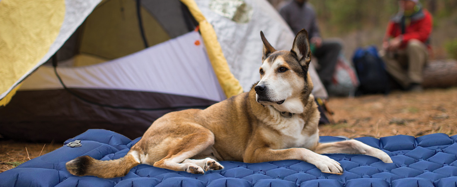 Каремат для кемпінгу Saphirblau: самонадувний килимок для відпочинку на природі з помпою та подушкою