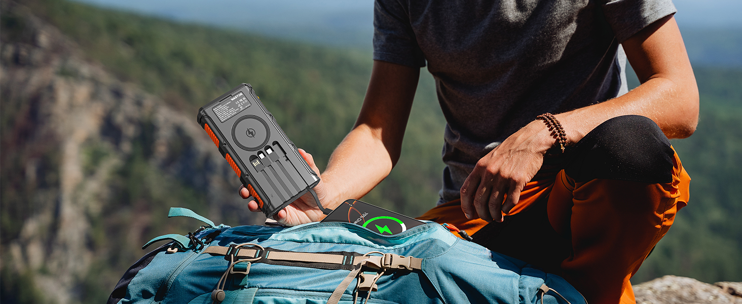 Повербанк сонячний Wireless 26800mAh з ручною зарядкою та 4 кабелями, Power Bank USB-C швидка зарядка, 7 портів, водонепроникний для кемпінгу, помаранчевий