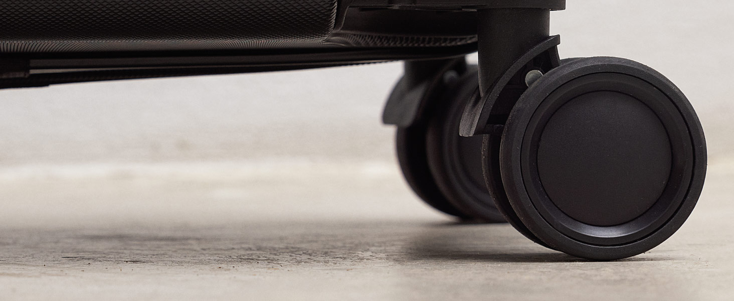 Чемодан ручної поклажі PackPro T20 (56x37x22 см) з ABS пластику, TSA-замком та 4 колесами. Чорний, з внутрішніми відділеннями та світлом. Міцний, надійний.