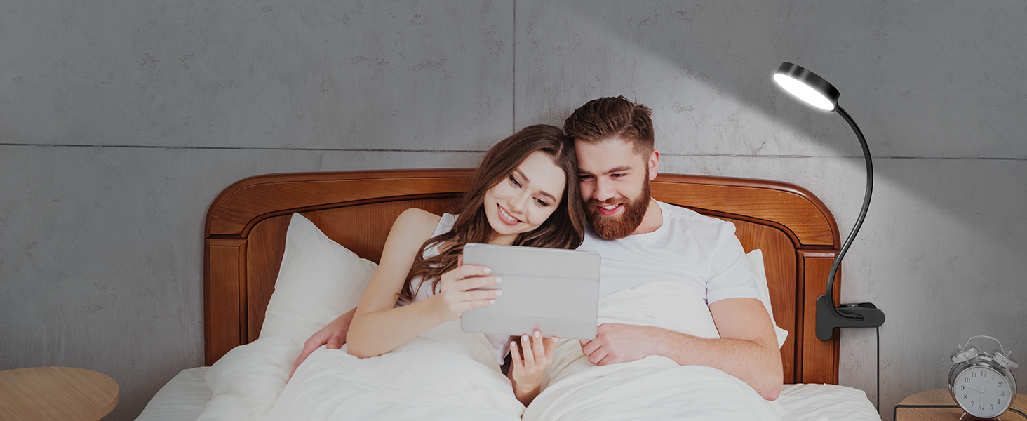 Glocusent 5W LED Лампа для читання на ліжко, кліпса, 36 LED, 5 рівнів яскравості, гнучкий тримач, CRI 90, USB зарядка (біла)