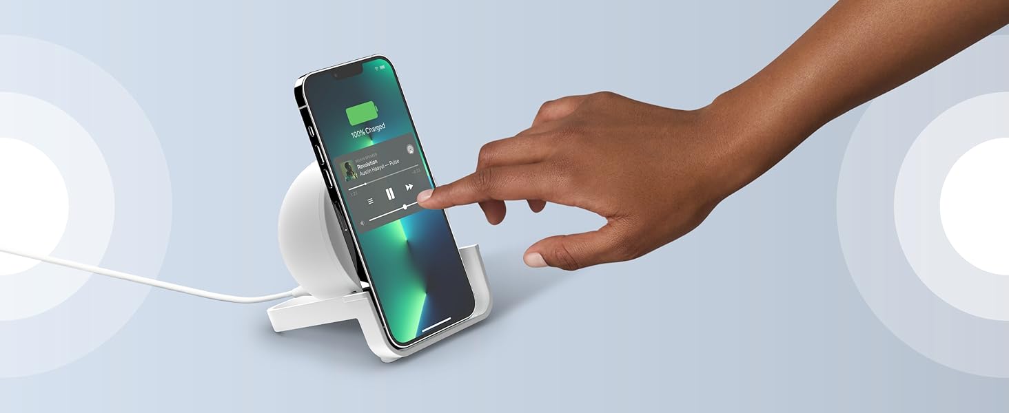 Belkin SoundForm Charge: Bluetooth-динамік з бездротовою зарядкою, інтегрований зарядний пристрій, для прослуховування музики та відео, білий