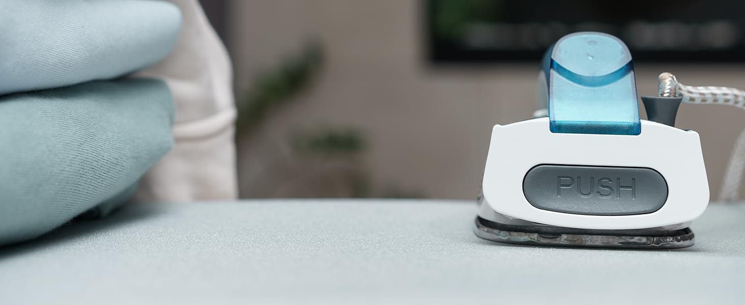 Подорожній праска Adler Europe Mini 1700W з нержавіючою підошвою, 60 мл резервуар та 1,94 м кабелем