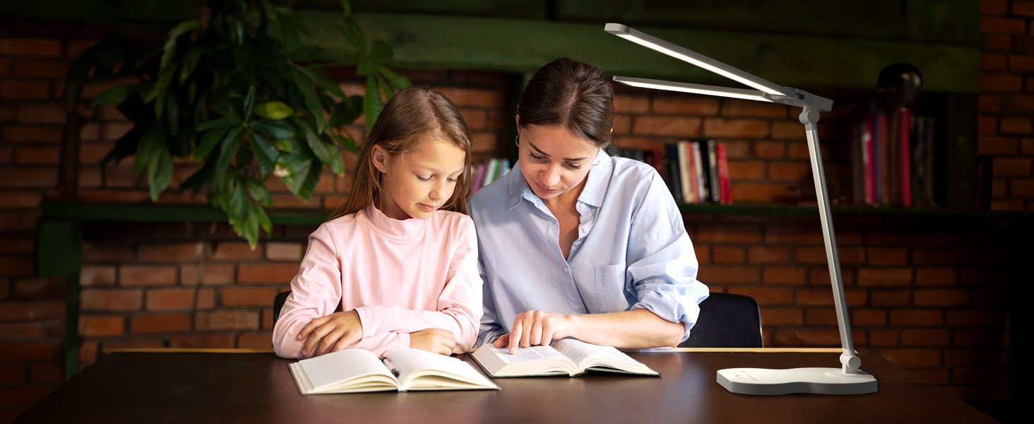 LED лампа настільна з двома руками, 5 кольорів та 10 рівнів яскравості, таймер вимкнення на 45 хвилин, сенсорне керування, для навчання (біла)