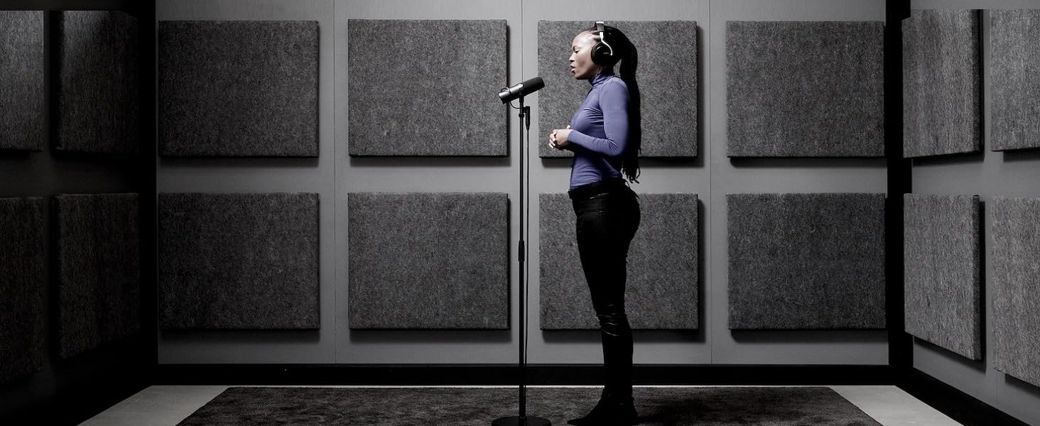 Шуре SM7B - Динамічний мікрофон для вокалу, радіо, подкастів та запису, XLR, теплий звук, чорний