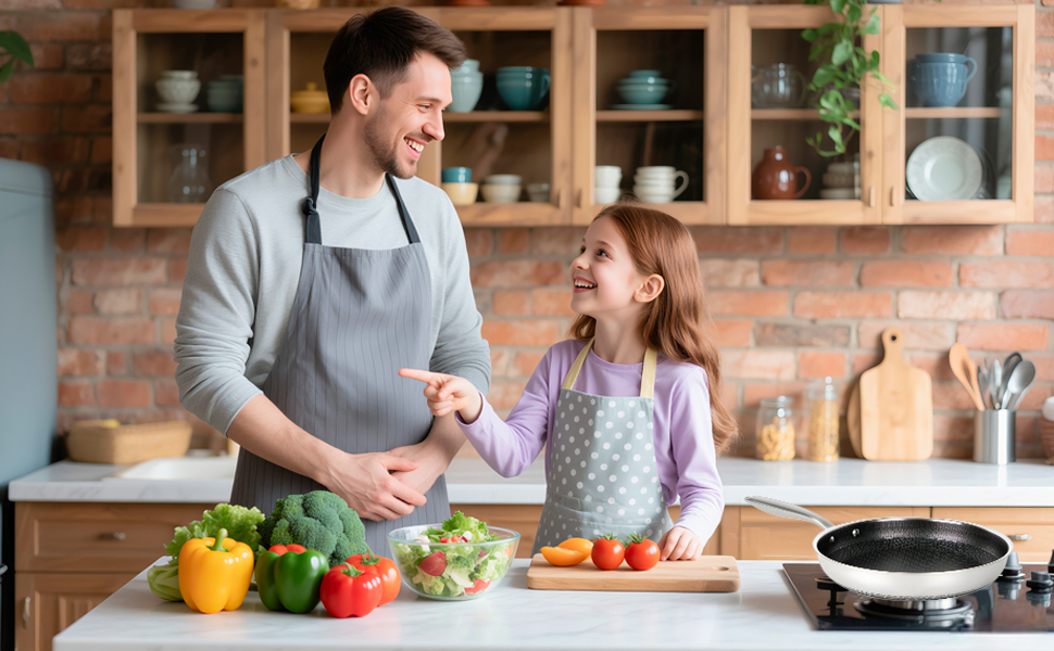 Сковорода з антипригарним покриттям 24 см з кришкою, нержавіюча сталь, безпечна для здоров'я, сумісна з усіма плитами, посуд без PFOA, срібна