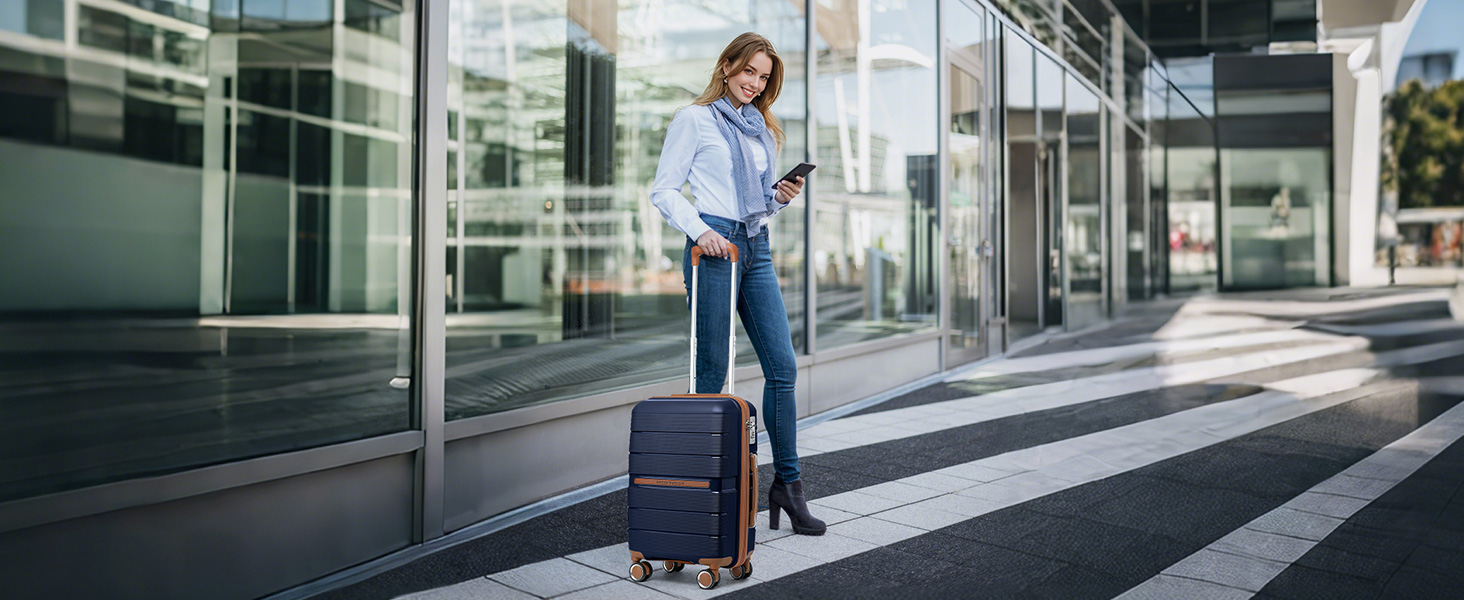 Чемодан British Traveller Mittelgroß: міцний валіза на 4 колесах з TSA-замком, 66 x 43.3 x 28.5 см, бежевий (темно-синій), 24+28 дюймів