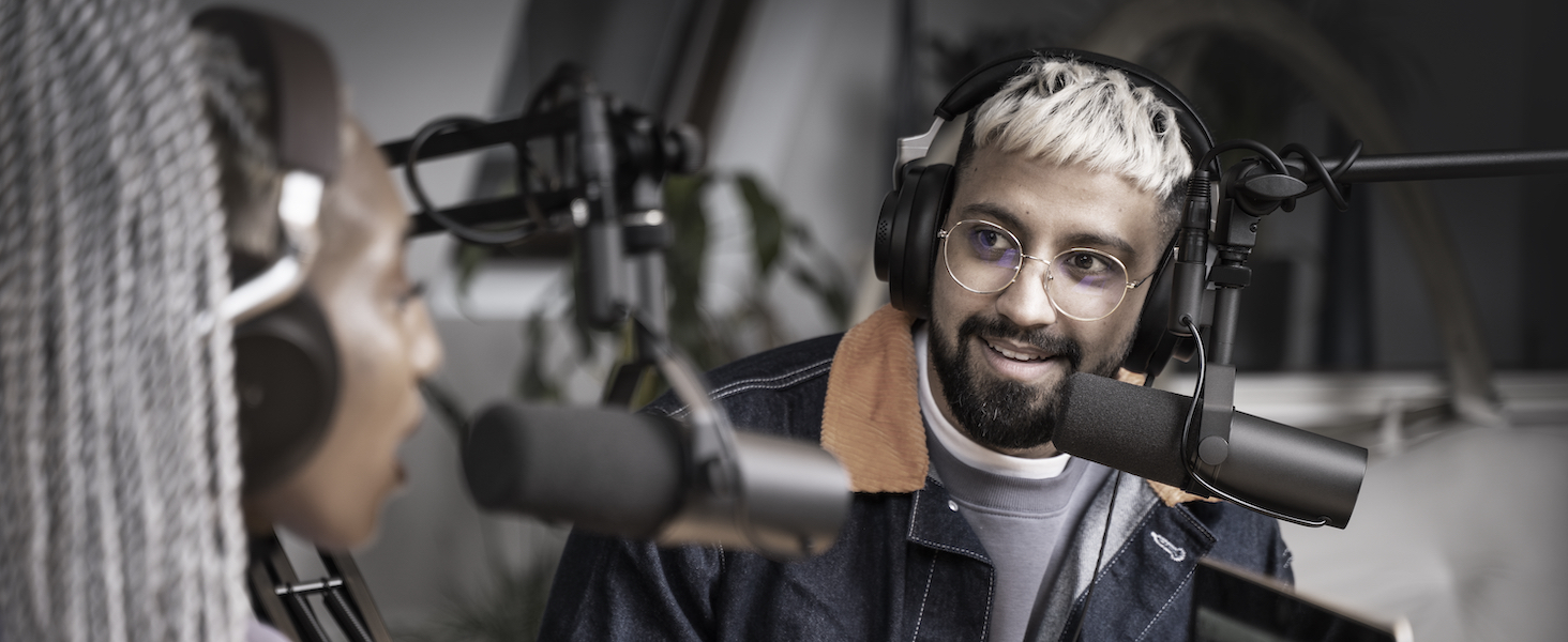 Шуре SM7B - Динамічний мікрофон для вокалу, радіо, подкастів та запису, XLR, теплий звук, чорний