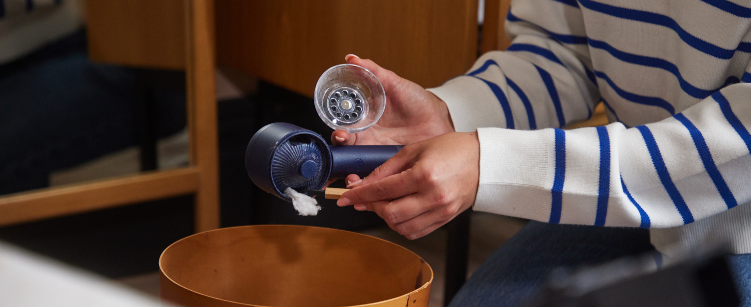 Електричний видалення ворсу Russell Hobbs Revive: портативний, USB-C, з функцією всмоктування, для одягу та текстилю