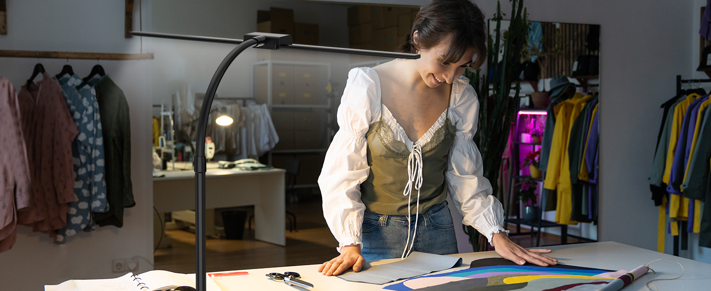 Світлодіодна лампа VUENICEE для столу з регулюванням яскравості та пультом дистанційного керування, 20W, кріплення-прищіпка, офісна лампа, 5 режимів кольору та яскравості, гнусий