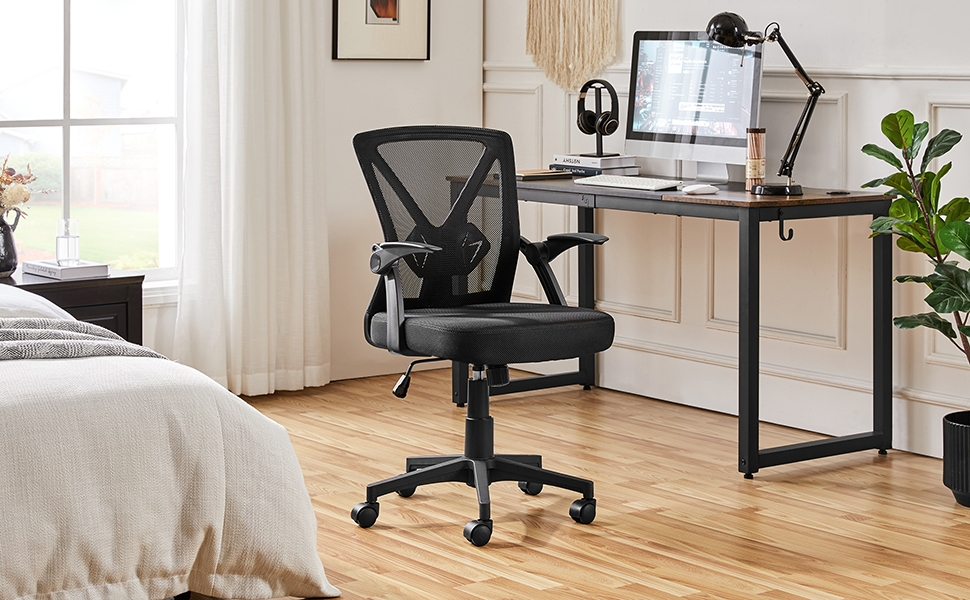 Офісне крісло Yaheetech з підйомними підлокітниками, сітчасте, ергономічне, з підтримкою попереку, функцією гойдання та регулюванням висоти (Чорний)