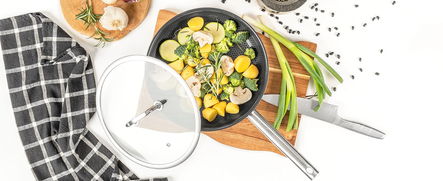 Сковорода Moritz & Moritz антипригарна 28 см індукційна з керамічним покриттям та стільниковою структурою. Сковорода з нержавіючої сталі з високими бортами, підходить для всіх видів плит (з кришкою, Ø 24 см)