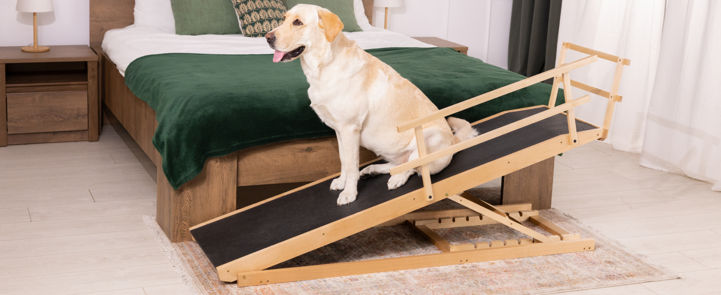 Східці для собак до ліжка з захисним бар'єром - для великих собак до 90 кг - регульована висота до 94.5 см - ширина 49.5 см - складаються - антиковзке покриття - з натурального дерева (бірча) - колір натуральний