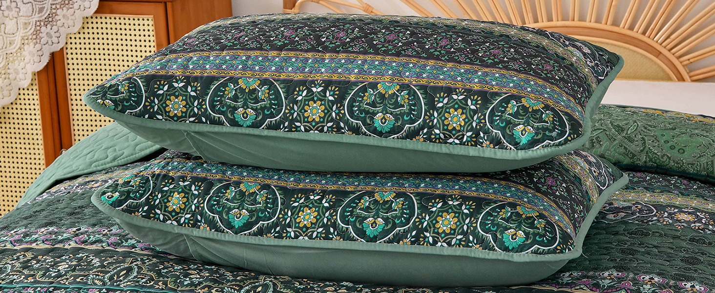 Покривало WONGS BEDDING 220x240 см, стьобане, комплект 3 шт. для двоспального ліжка, мікрофібра, у стилі бохо, темно-зелене, з 2 наволочками 50x70 см, для спальні чи дивану