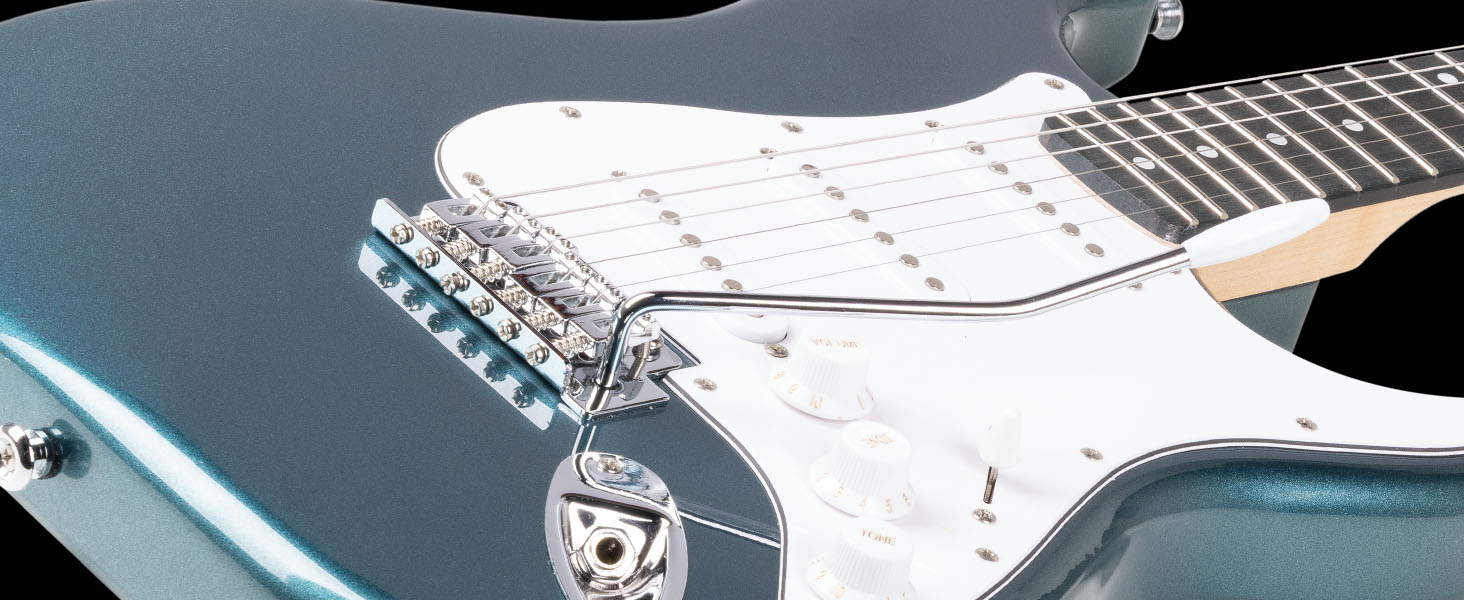 Електрогітара Max GigKit: Комплект з підсилювачем 40 Вт, аксесуарами та чохлом (4/4, блакитний)