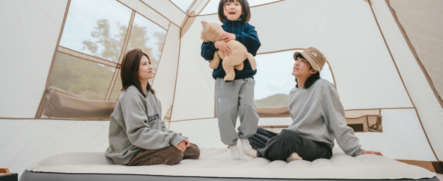 Надувний матрац Naturehike 2 персони з електричним насосом, 200x150x25 см. Самостійно надувний, преміум-якість, для кемпінгу та дому. Колір: сірий з подушками (3 персони)