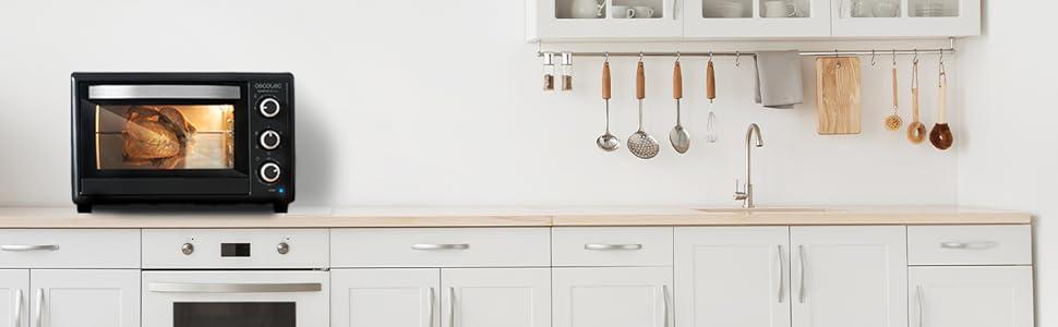 Мультиварка Cecotec Bake&Toast 1090 Black: 1000 Вт, 30 л, таймер, регулювання температури до 230ºC, дека, решітка-гриль та щипці