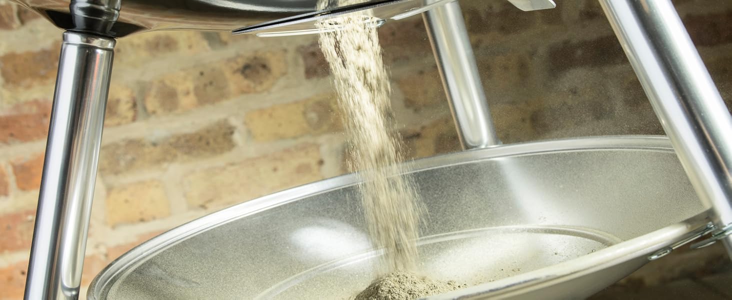 Вугільний гриль Weber Compact Kettle 47 см, порцелянове покриття, на тринозі з колесами, хромована решітка, чорний