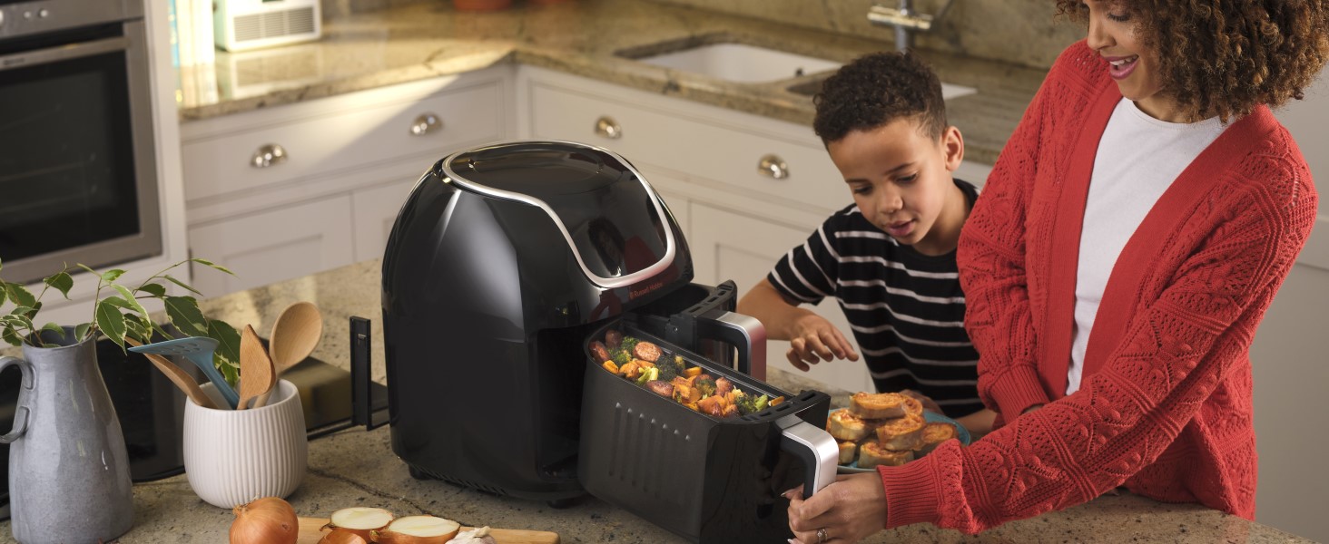 Фритюрниця електрична Russell Hobbs подвійна 8.5л з технологією Rapid Air Fryer, 8 програм, сенсорний екран, кошики 4.25л, посудомийна безпека 27290-56S