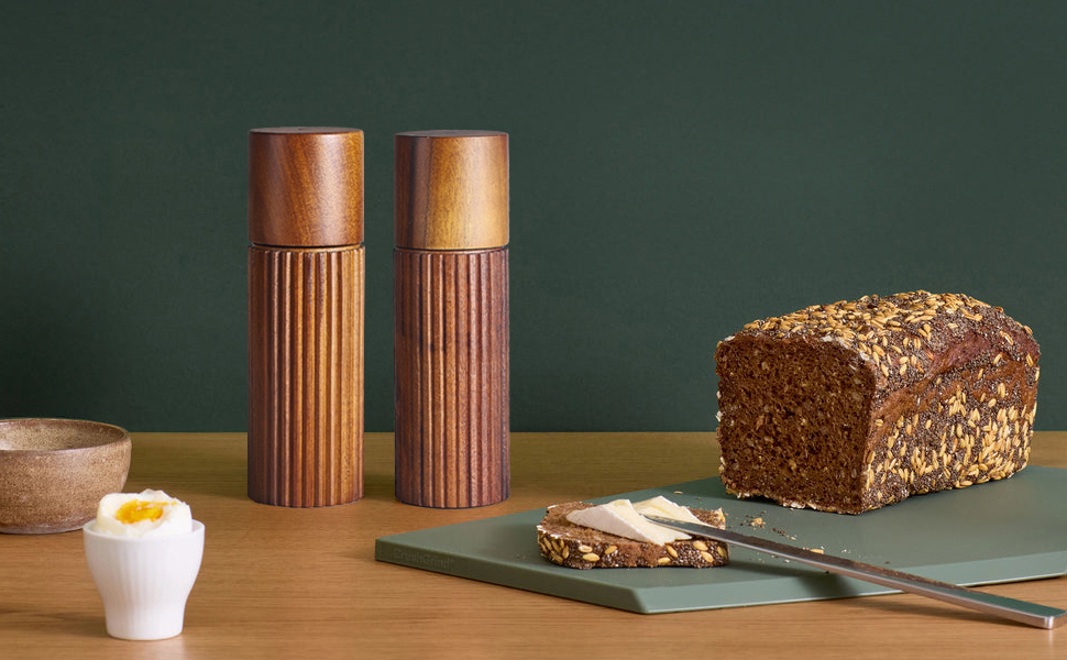 Набір солі та перцю з дерева – ручні мельниці для спецій з керамічним жорном, регульовані ступені помелу, неслизький дизайн та чіткою маркуванням S&P, 16,5 см (БЕЗ підставки)