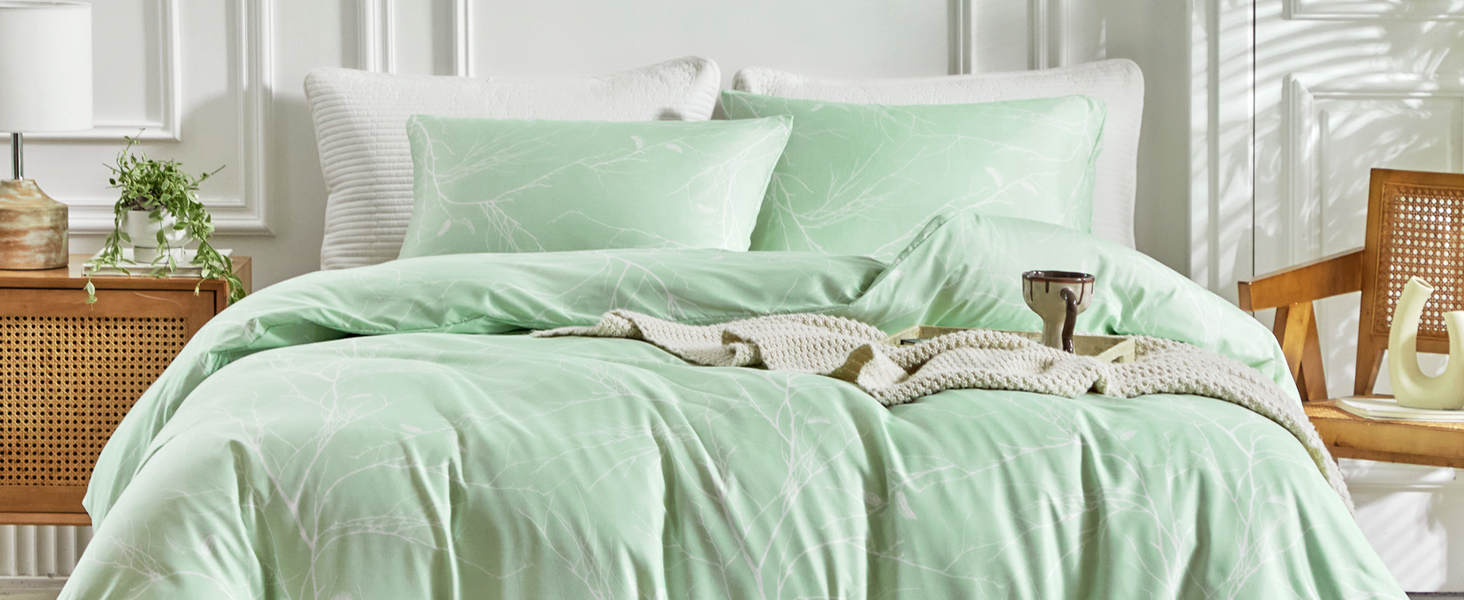 Постільна ковдра Lekesky 135x200 4-х частинна - 2 наволочки 135x200 см + 2 наволочки 80x80 см, квітковий принт, сірий поліестер мікрофібра з блискавкою, гілки сірий/білий