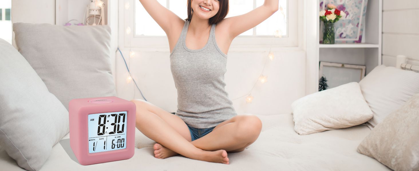 Цифровий туристичний годинник Plumeet з будильником, софт-нічником та великим дисплеєм, рожевий