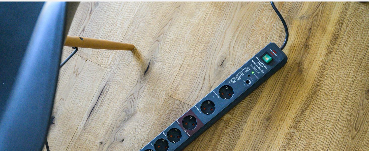 Мережевий фільтр Brennenstuhl Secure-Tec 8-фазний з захистом від перенапруги та функцією Main Follow, антрацит