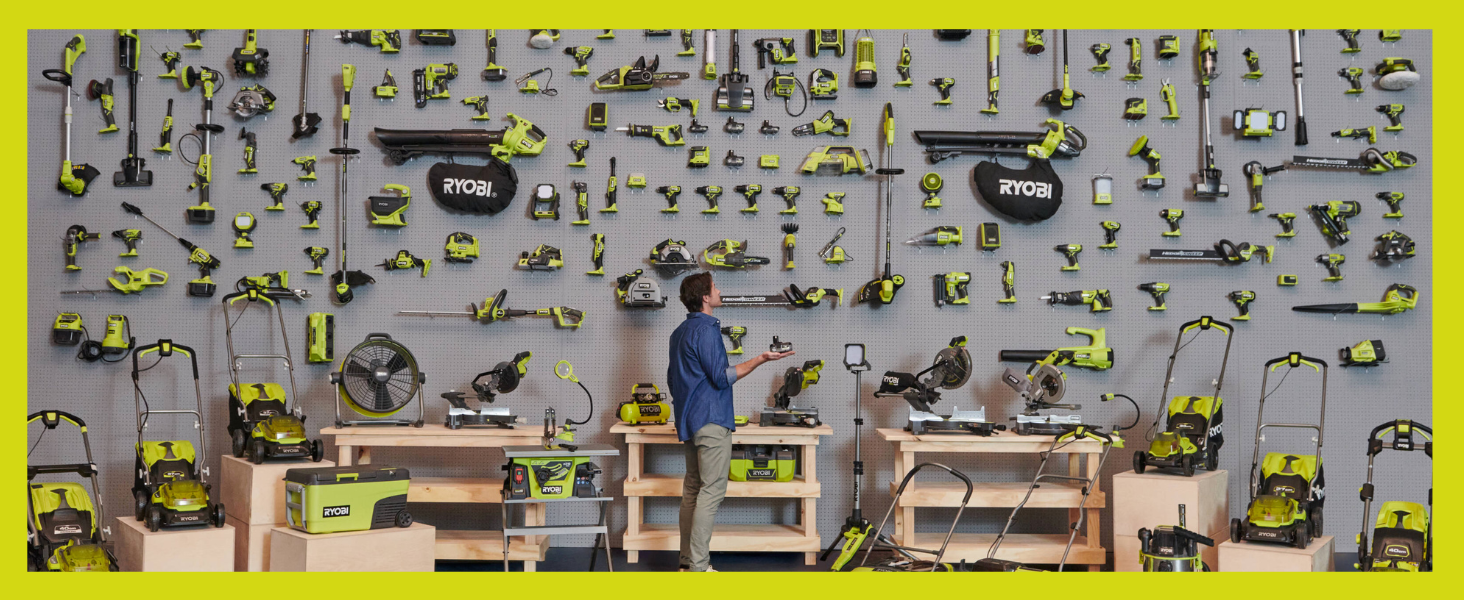 RYOBI RCF18-0 Акумуляторний Clip-вентилятор 18V, 10 см, Зелений. Компактний, портативний, 2 швидкості, гумова кліпса. Без акумулятора та зарядного пристрою